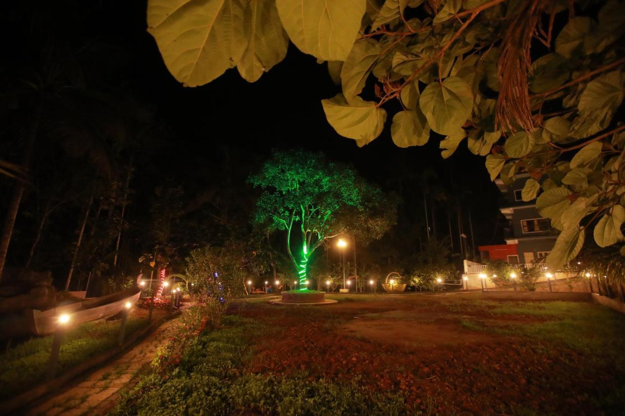 Tranquil Greens Ramakkalmedu Buitenkant foto